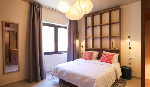 Comfort Double Room with Window
