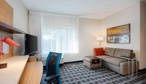 One-Bedroom Queen Suite with Sofa Bed