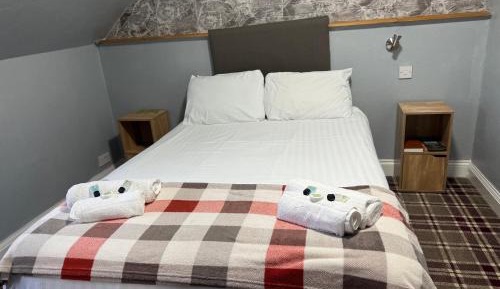 Double Room with Shared Bathroom