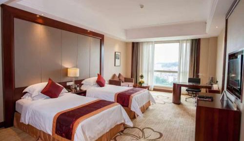 Twin Room with City View