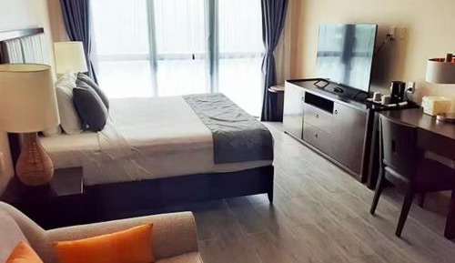 Double Room with Pool View