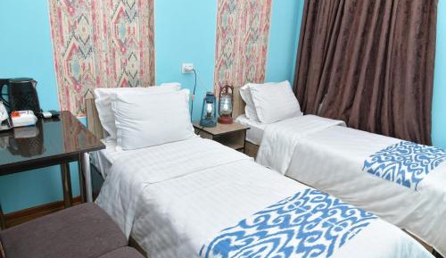 Twin Room with Private Bathroom