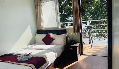 Deluxe Double Room with Balcony