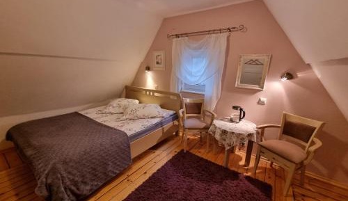 Double Room with Shared Bathroom
