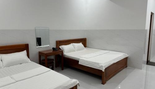 Double or Twin Room with Private Bathroom