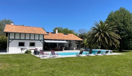 Four-Bedroom Holiday Home
