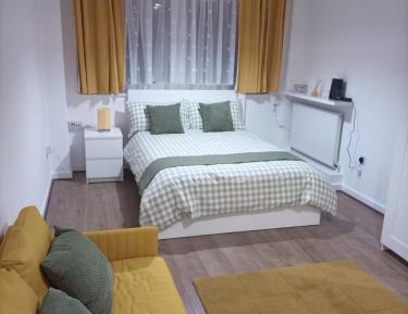 Classic Quadruple Room