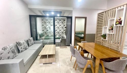 Three-Bedroom Apartment with Ocean View