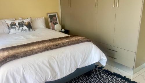 Standard Double Room with Shared Bathroom