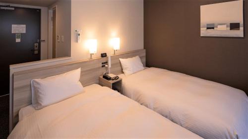 Twin Room - Non-Smoking