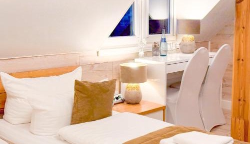 Double Room Attic Kreuz