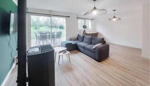 Three-Bedroom Holiday Home 