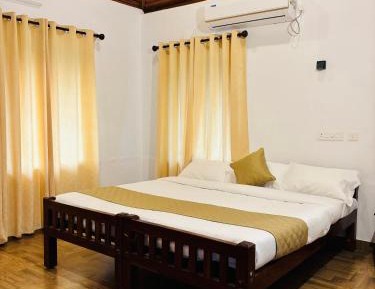 Double or Twin Room with Lake View