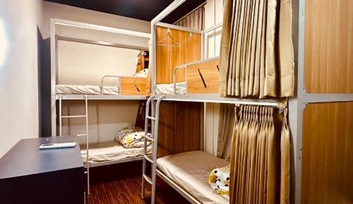 Bed in 6-Bed Mixed Dormitory Room
