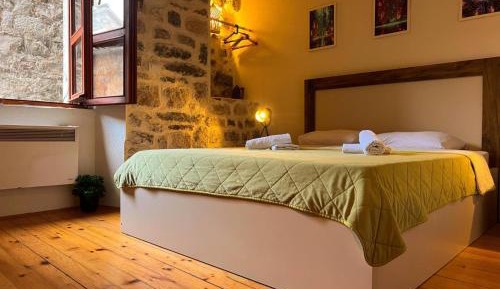 Double Room with Shared Bathroom