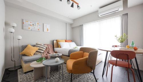 One-Bedroom Apartment with Balcony