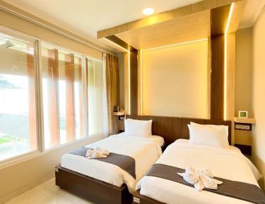 Deluxe Twin Room