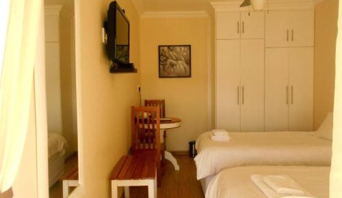 Twin Room with Shower