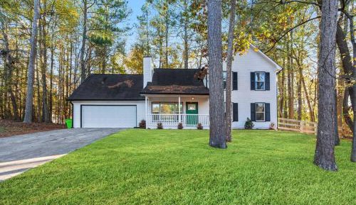 Four-Bedroom Holiday Home