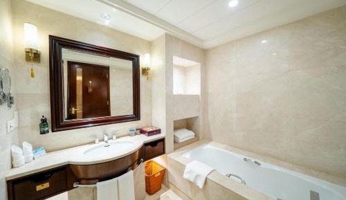 Twin Room with Lake View