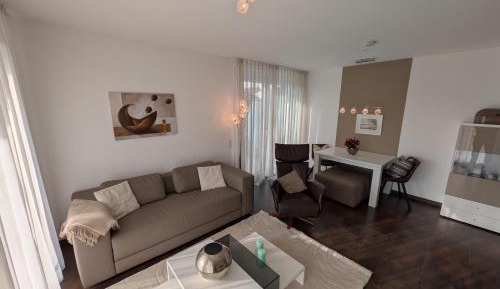 One-Bedroom Apartment with Balcony