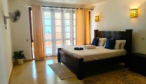 Three-Bedroom Apartment with Ocean View