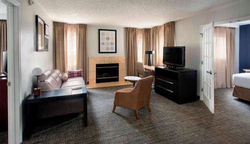 Two-Bedroom Suite