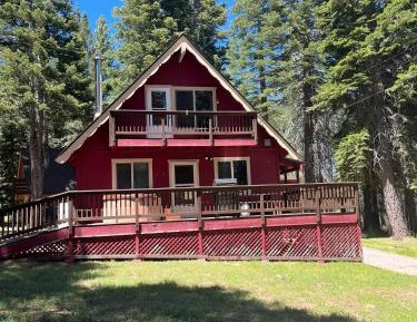 Four-Bedroom Holiday Home