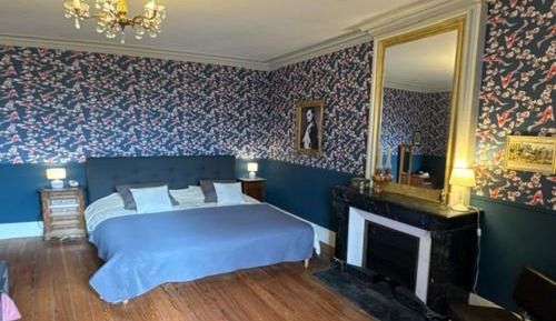 Quadruple Room with Private Bathroom