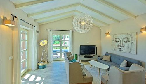 Three-Bedroom Holiday Home 