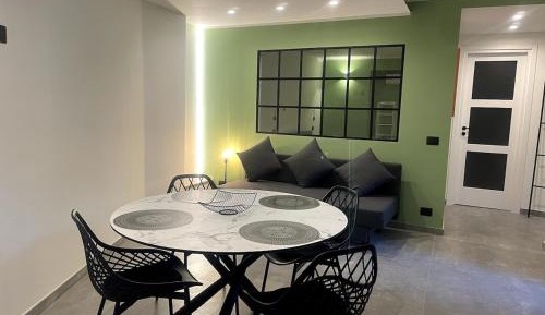 One-Bedroom Apartment - Non-Smoking