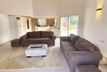 One-Bedroom Villa
