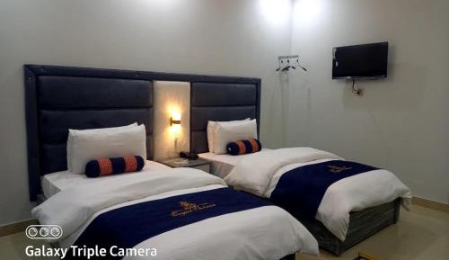 Room #1261672303