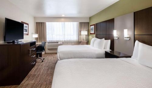 Queen Room with Two Queen Beds - Non-Smoking