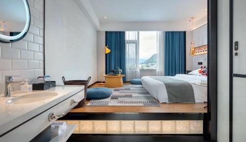 Double Room with Mountain View