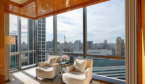 City-View Premier Room Queen
