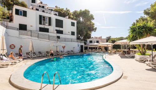 Two-Bedroom Apartment (4 Adults)