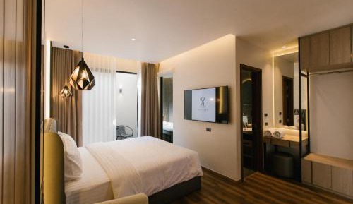 Superior King Room