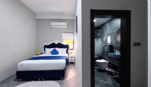 Superior King Room