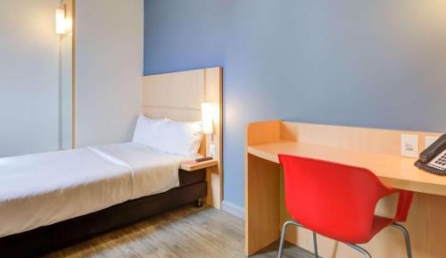Standard Room - Mobility Accessible