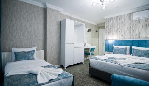 Triple Room with Balcony