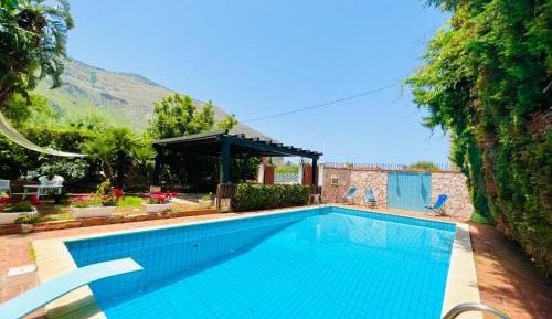 Villa with Private Pool