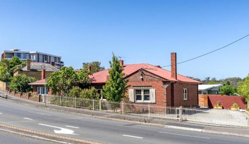 Three-Bedroom Holiday Home 