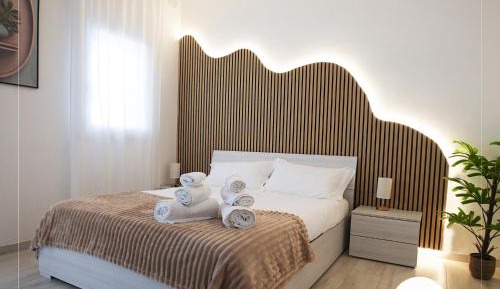 Queen Room with Balcony