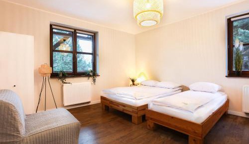 Quadruple Room with Private Bathroom