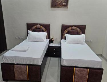 Deluxe Double or Twin Room with Balcony