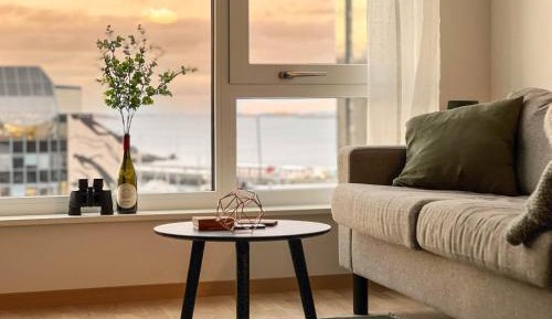 One-Bedroom Apartment with Sea View and Terrace