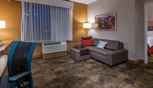 Queen Suite