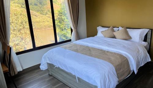 Double Room with Lake View