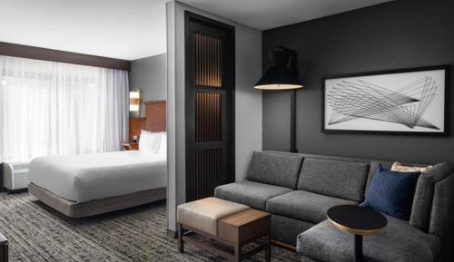 King Room with Sofa Bed and Accessible Tub - Disability Access